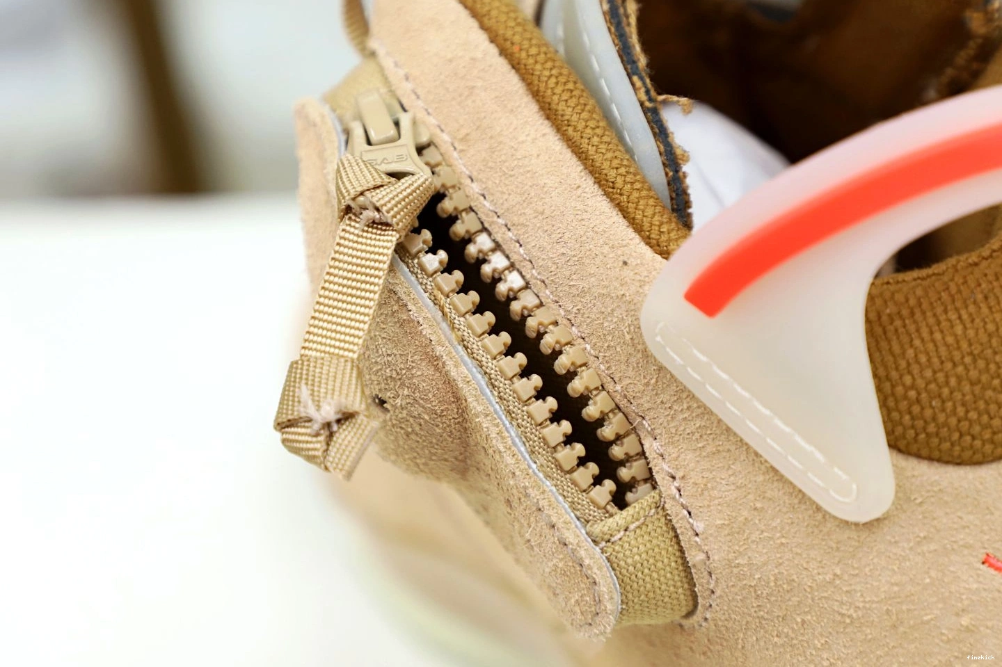 Air Retro SP Travis Jordan Khaki